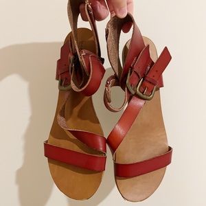 Universal Threads Sandals, Size 8